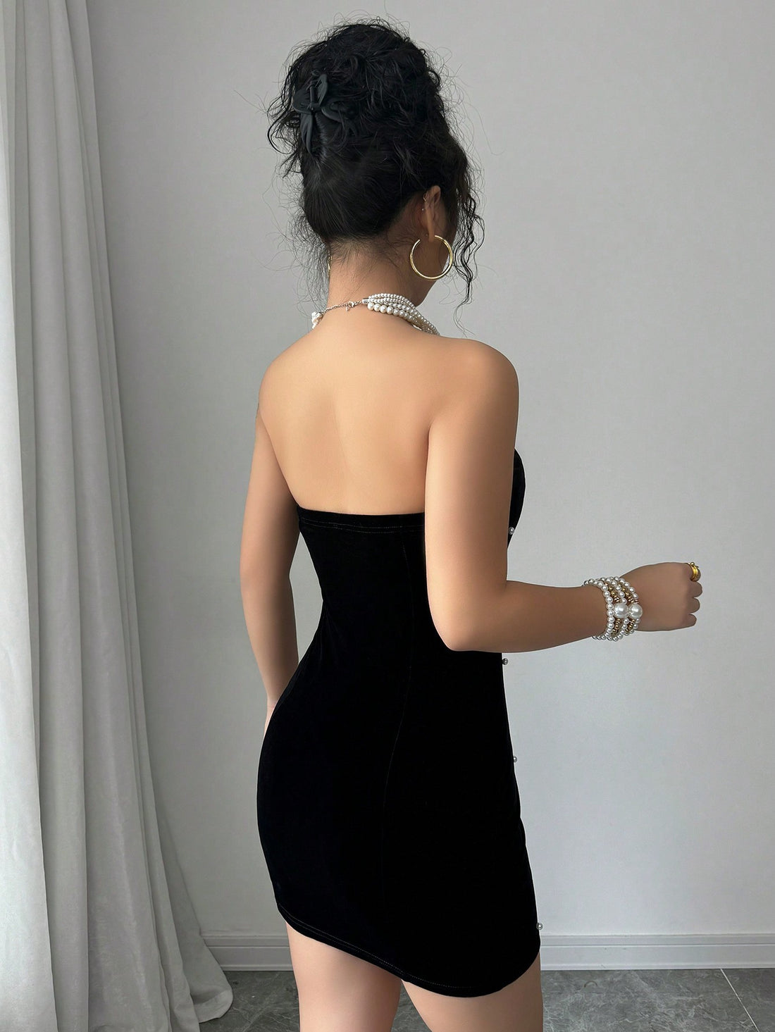 Luxe Black Velvet Strapless Mini Dress